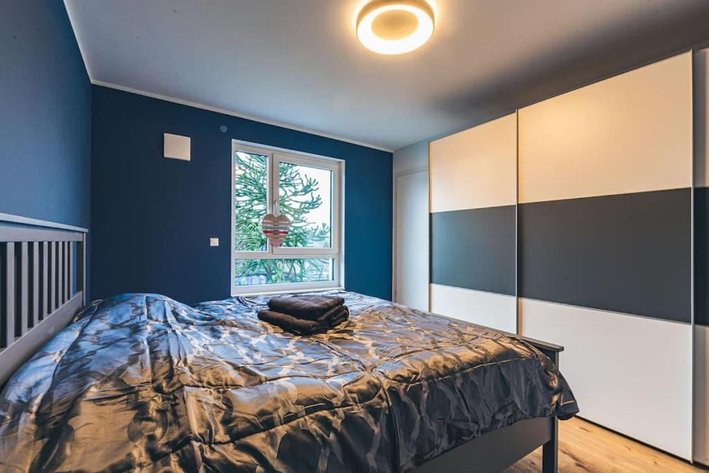 A&V Apartments Wunderschoene Penthouse Wohnung Moers Exterior foto